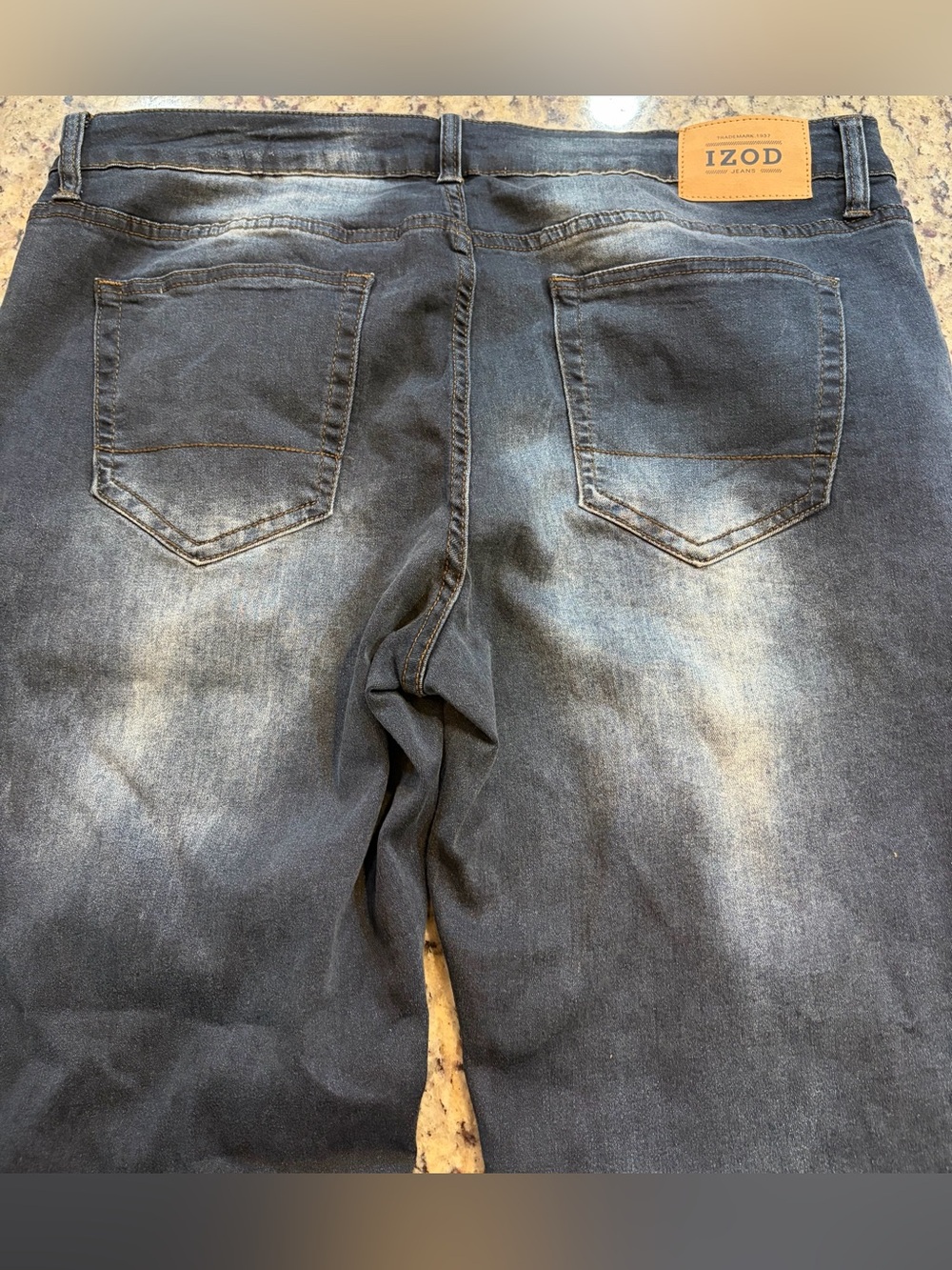 Izod Men's Indigo Straight Leg Jeans - Picture 8 of 8